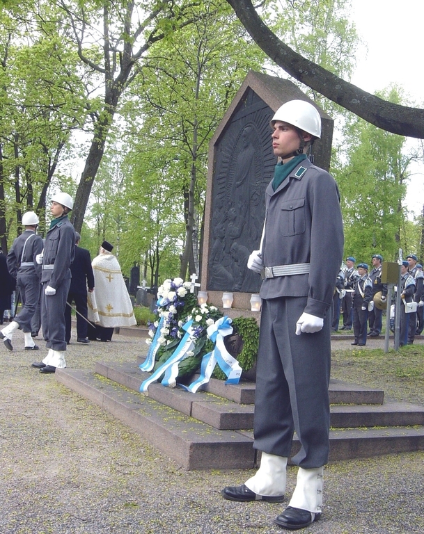 Sodissa kaatuneiden sankaripaasi Helsingin ortodoksisella hautausmaalla Lapinlahdessa. (Photo/Kuva: Aristarkos Sirviö)